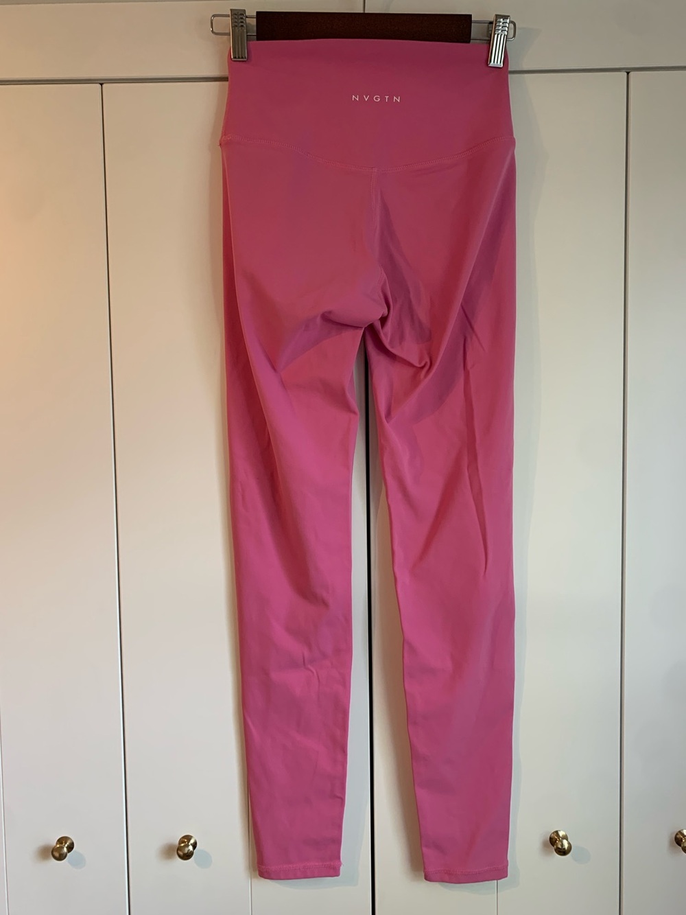 NVGTN Pink Signature Leggings large - Picture 2 of 5